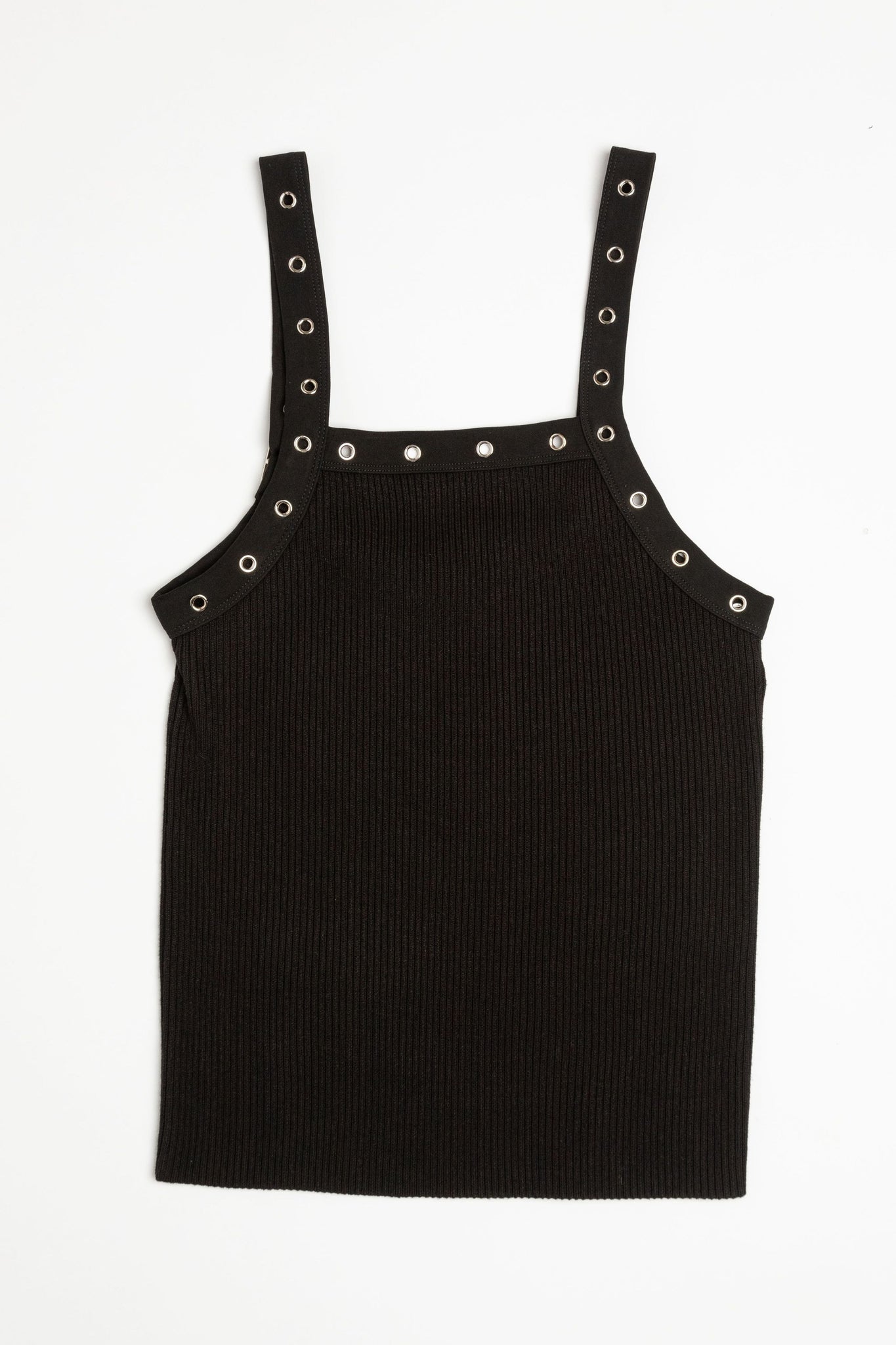 Eyelet-Edged Tank